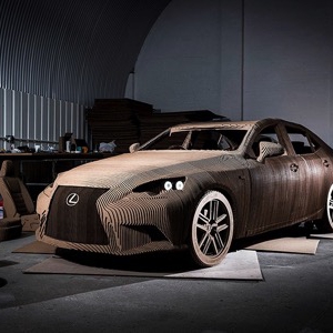 LEXUS用紙板“拼湊”的轎車